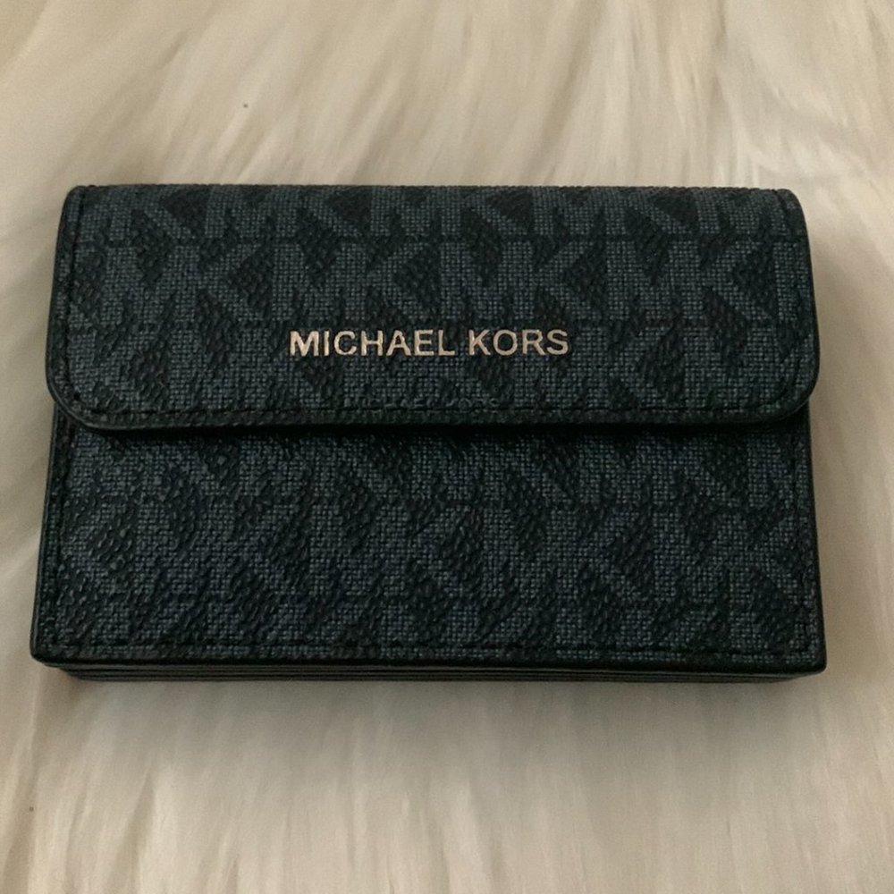 MICHAEL KORS  Cooper Logo Accordion Card Case in Admiral Blue - Picture 2 of 4